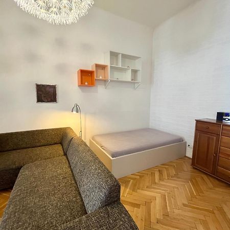 Apartment Hviezdko Братислава Экстерьер фото
