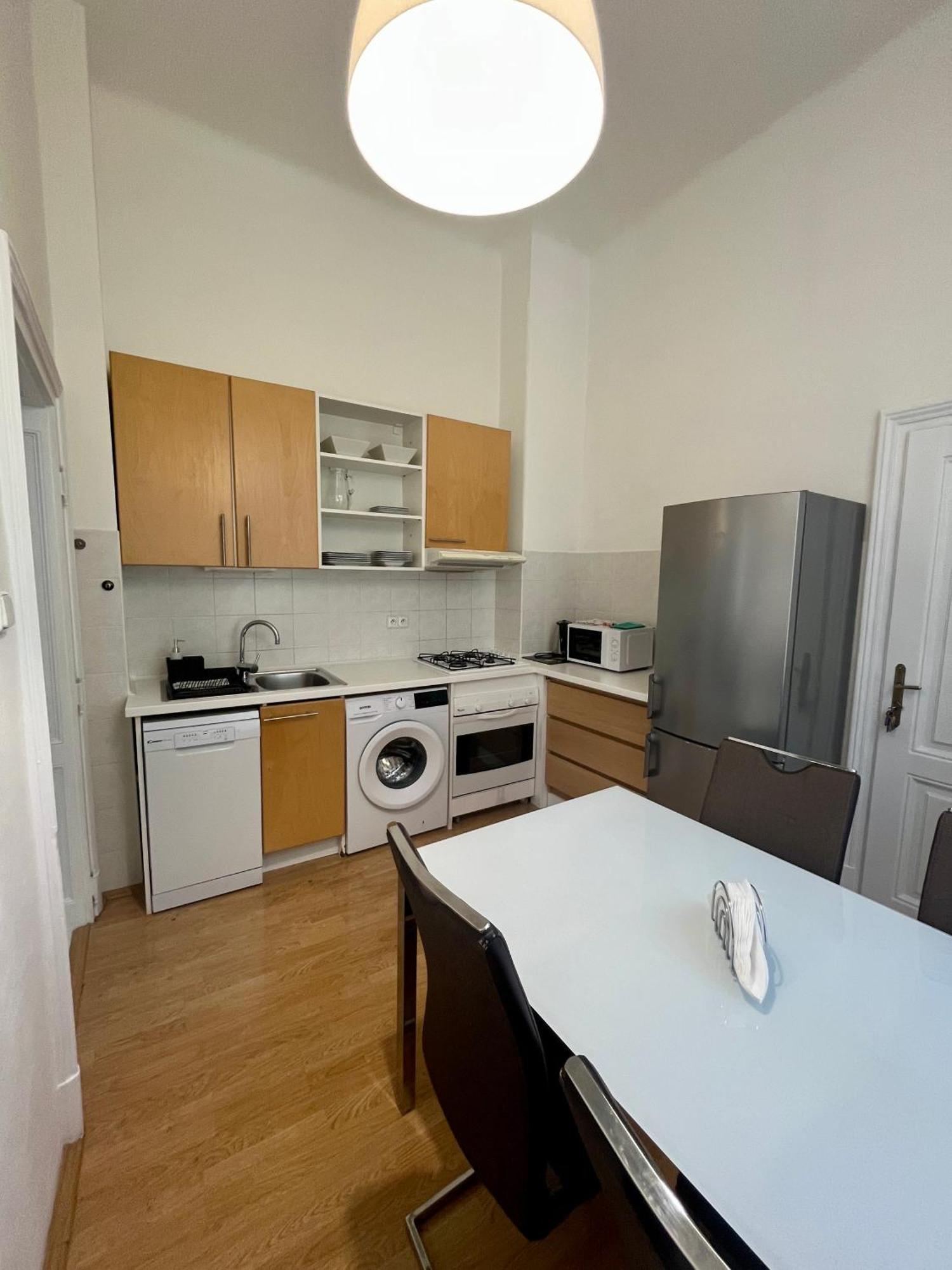 Apartment Hviezdko Братислава Экстерьер фото