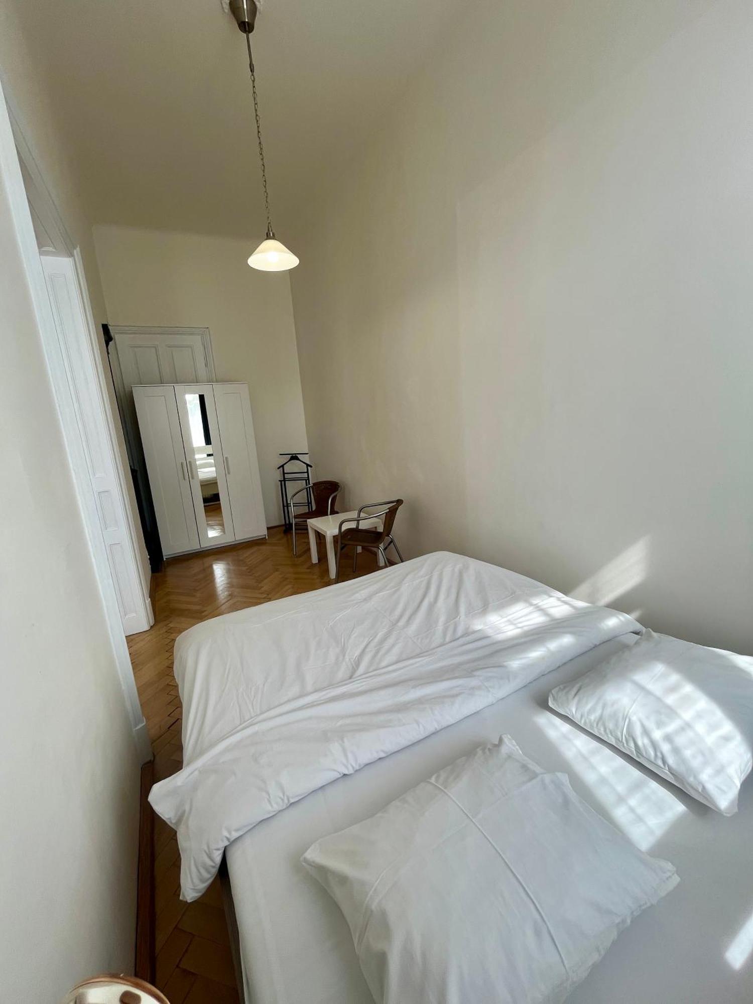 Apartment Hviezdko Братислава Экстерьер фото